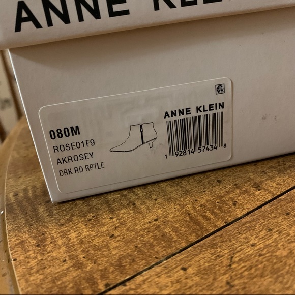 Anne Klein Rosey Booties - Picture 10 of 10
